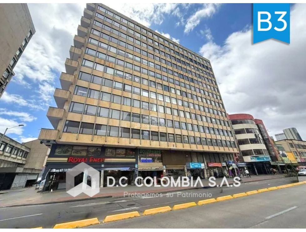OFICINA EN VENTA EN EL CENTRO EN BOGOTÁ