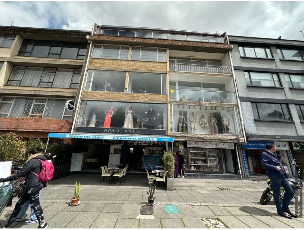 OFICINA EN ARRIENDO O VENTA ANTIGUO COUNTRY CERCA PARQUE VIRREY