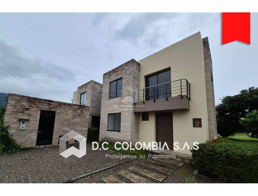 CASA CAMPESTRE EN VENTA EN EL CONJUNTO VERDE VIVO EN CAJICÁ