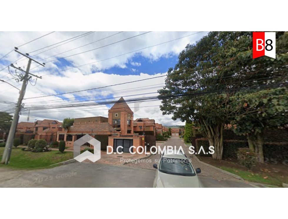 CASA EN EL CONJUNTO SANTA BIBIANA DE CHÍA