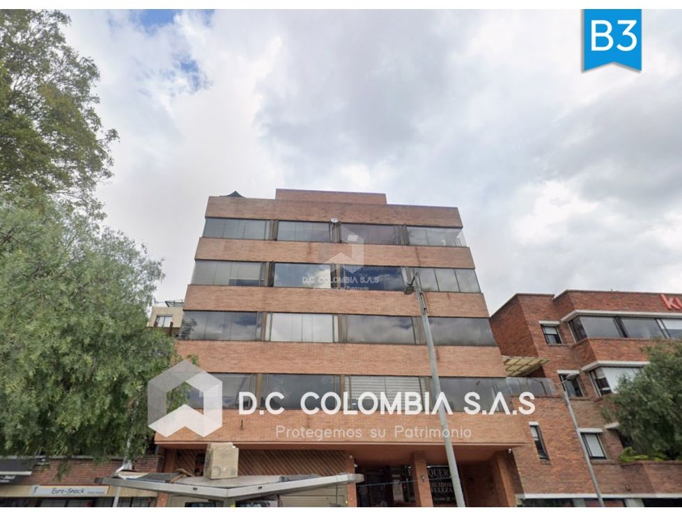 OFICINA EN VENTA SOBRE LA CALLE 85 CON CARRERA 19 EN BOGOTÁ